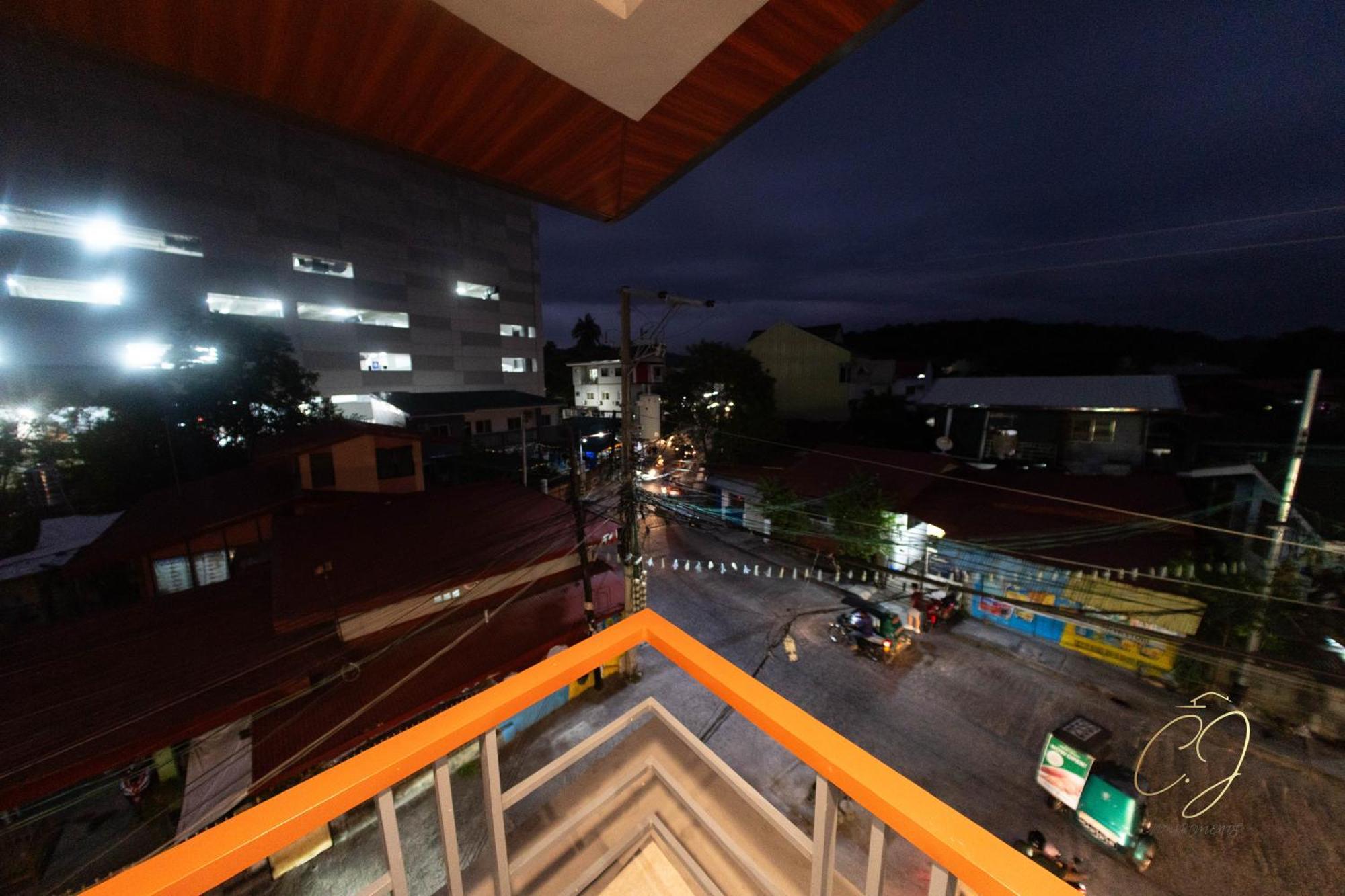 Cj Apartments 奥隆阿波 外观 照片